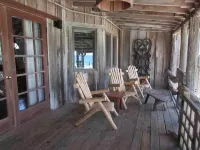 The Driftwood Resort Hotels in Gifford