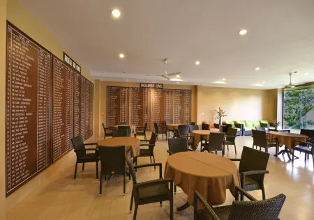 Sir James Resort Отели рядом с достопримечательностью «Muak Lek waterfall»