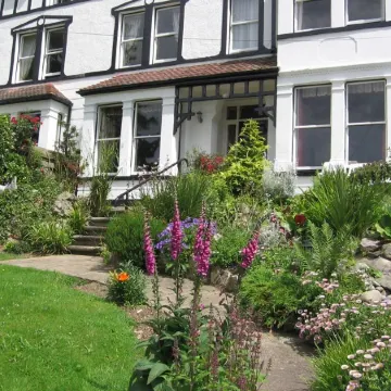 Bryn Derwen Guest House Отели рядом с достопримечательностью «Замок Конви»