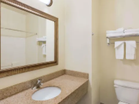 Knights Inn Palmyra Hotels in Palmyra