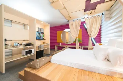 Inn Ozz Hotels in 