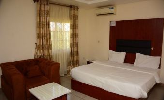 Ilon Crystalz Concept Hotel
