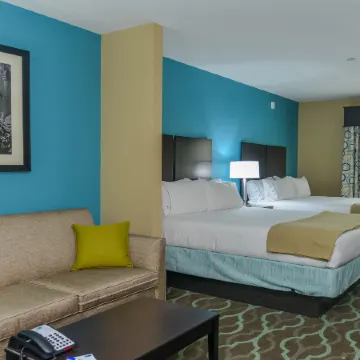 Holiday Inn Express & Suites CUERO by IHG