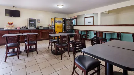 SureStay Hotel by Best Western Greenville