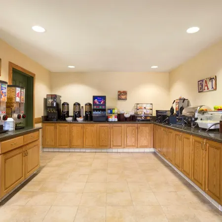 Holiday Inn & Suites BARSTOW by IHG