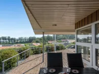 "Ebbeline" - 150m from the Sea Hotels in Bjert