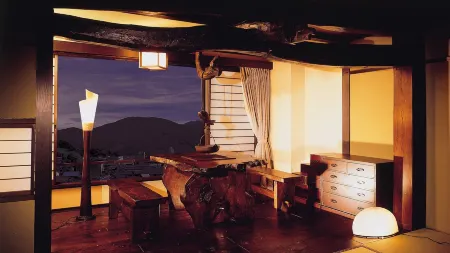 Gero Onsen Gero Royal Hotel Miyabitei