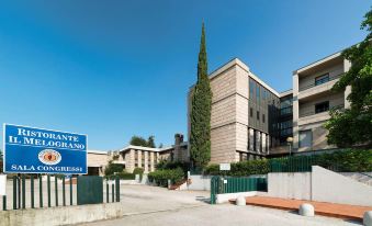Hotel Garden Terni - Housity
