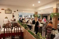 環球大酒店 - 早餐