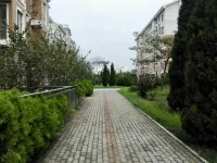 Mermaid Home Apartment (Weishanhu Road)