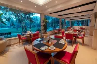 Swiss Inn Pyramids Golf Resort - piscina