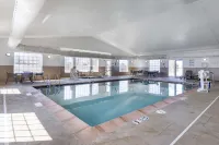 Sleep Inn & Suites Pleasant Hill - des Moines - Swimmingpools