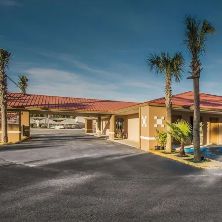 Econo Lodge Defuniak Springs I-10