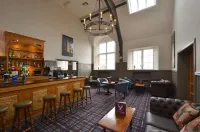 Stirling Highland Hotel- Part of the Cairn Collection - bar