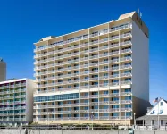 Comfort Suites Beachfront Hotels near Virginia Beach