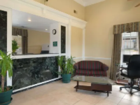 Days Inn by Wyndham KU Lawrence Hotels in Lawrence