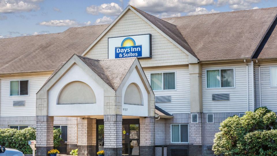 Days Inn & Suites by Wyndham Vancouver