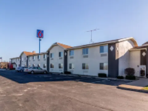 Motel 6 Barkeyville, PA Hotels in Venango County