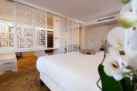 Empreinte Hotel & Spa Hotels near Auchan SUPERMARCHE OLIVET