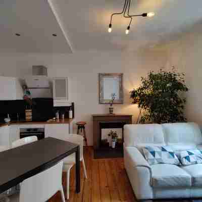 70 rue Thiers Championnet, close Sncf, new & design, 2 bedrooms, 1 office Rooms