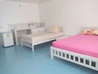 Thailand Taxiapartment Hostel - Hot Tub