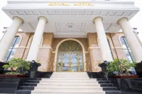 Royal Quang Binh Hotel