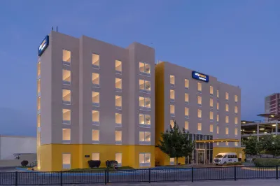 City Express by Marriott Chihuahua Hotels near Vía Lombardía