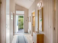 "Tineke" - 800m from the Sea - 4星級