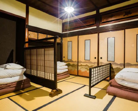 Guest House Kura Hotels in Suzaka