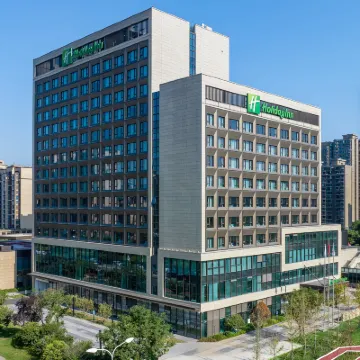 Holiday Inn XI'AN EAST by IHG Hotel berhampiran Tasik Yanming