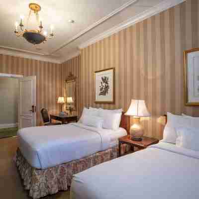 Hotel Monteleone Rooms