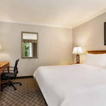 DoubleTree by Hilton North Vancouver
