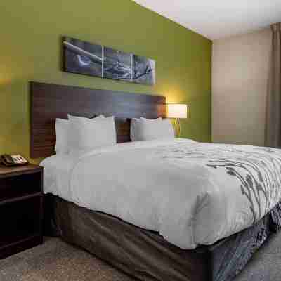 Sleep Inn & Suites Rooms