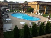 Red Lion Hotel Yakima Center - piscine