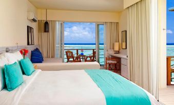 Holiday Inn Resort Kandooma Maldives - Kids Stay and Eat Free