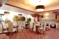 The Hillcrest Hotel - Breakfast