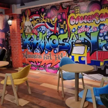 Khaosan Art Hotel Отели рядом с достопримечательностью «Храм Ват-Пхо»