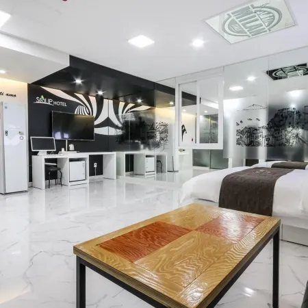Naju Forest Self Check-in Motel