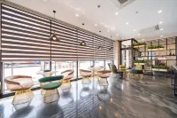 Osan Hotel D Benikea - 2-Star