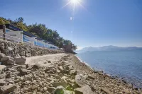 Namhae Baystay Pool Villa Hotels in Namhae