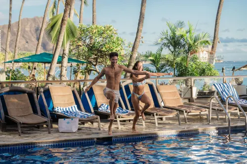OUTRIGGER Waikiki Beach Resort - Mountain view
