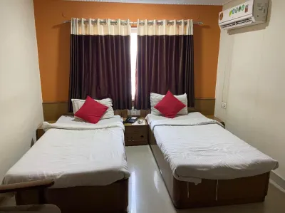 Hotel the Grand Bansi