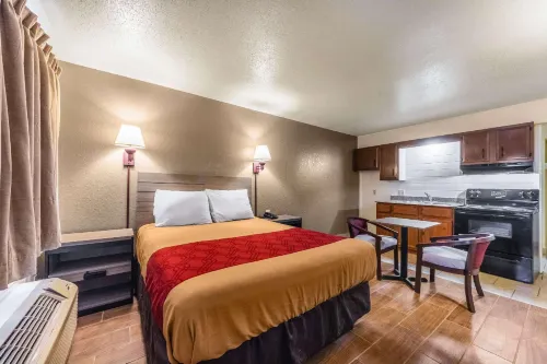 Econo Lodge San Marcos University Area Hotels in San Marcos