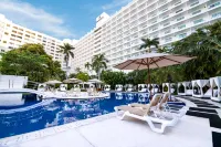 Emporio Acapulco - Ocean View