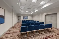 康瑟爾布拉夫斯奧馬哈東希爾頓花園酒店 - 3星級