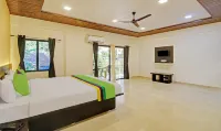 Hotel Raaya Regency