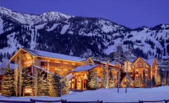 Snake River Lodge & Spa
