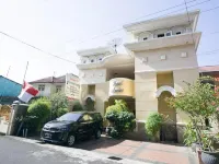 RedDoorz near Pantai Falajawa Kota Ternate Hotels in Ternate