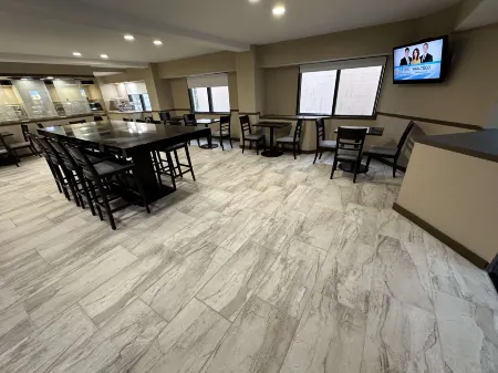 SureStay Plus by Best Western Mobile 1-65