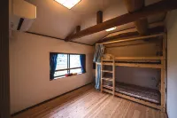Kominka Guesthouse Himawari فنادق في ماينا